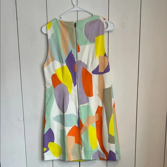 Alice + Olivia Sleeveless Abstract Print Shift Dress - Multicolor - Picture 4 of 4